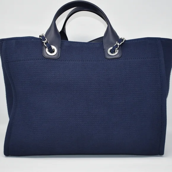 Chanel Deauville Navy - Picture 9 of 16